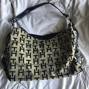 Tommy Hilfiger purse